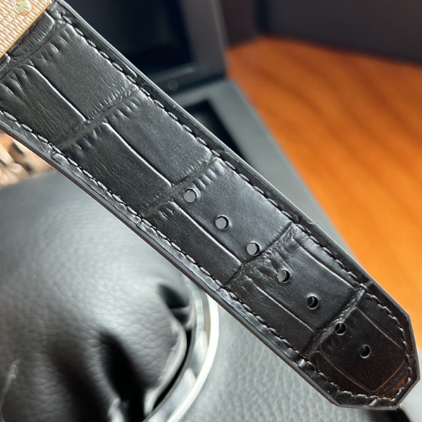 ウブロコピー時計素材ディテール